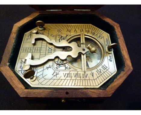 COMPASS & SUNDIAL. Boxed compass and sundial