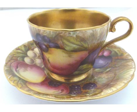 WORCESTER CUP AND SAUCER SET. Fallen fruits cup and saucer set