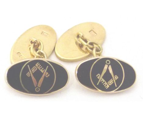 9 CT MASONIC CUFFLINKS. 9 ct gold and enamel Masonic cufflinks, 9,0g