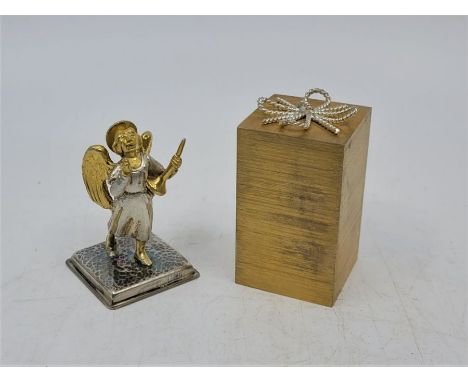 A Stuart Devlin silver and silver gilt surprise Christmas carol box "Hark! the herald angels sing",&nbsp;Stuart Devlin, Londo