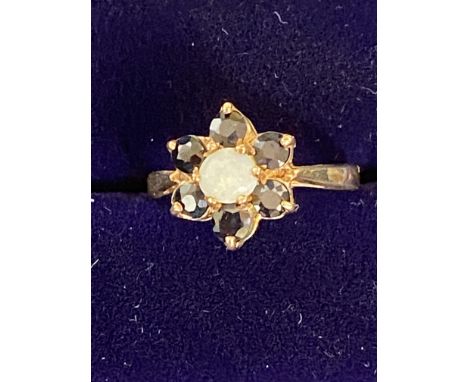 9ct Gold ring set with opal &amp; sapphires size K 