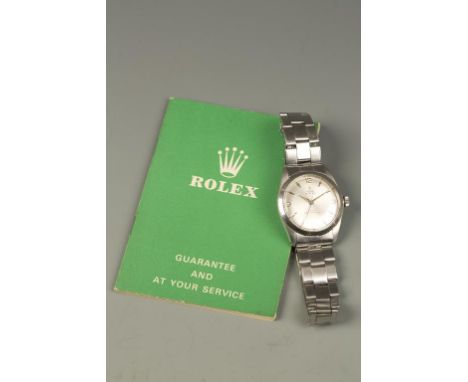 TUDOR OYSTER: A GENTLEMANS STAINLESS STEEL WRISTWATCH, the round dial with Arabic and raised baton numerals, sweep seconds ha