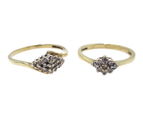 Two 9ct gold diamond cluster rings hallmarked Condition Report 3.16gmcrossover size Oother size k-LClick here for further ima