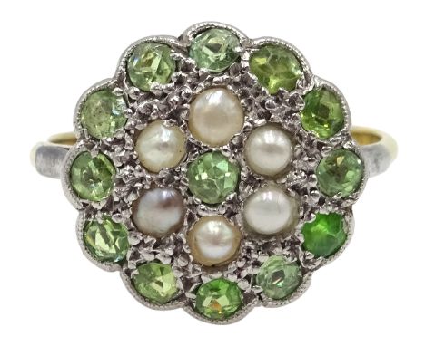 Peridot and seed pearl daisy set gold ring, stamped 18ct Condition Report 3.2gmsize M-NClick here for further images, conditi