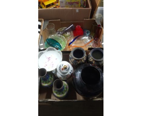 2 BOXES OF GLASSWARE & BOWLS