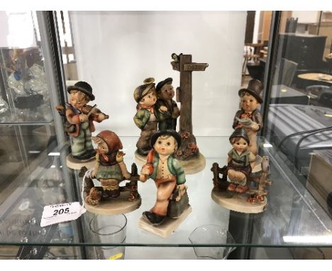 6 PIECES OF GOEBEL
