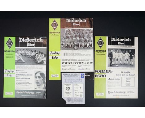 Football Programmes - Borussia Monchengladbach v Arsenal friendly programme played 30th July 1968 (tape mark to top and botto