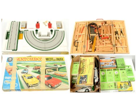 A mixed lot to include; Matchbox Motorway M2 (without cars); Britains Tree Models; Meccano Super Junior 2 Set; Unboxed (1/18t