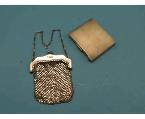 An Edward VII silver evening purse, London import marks 1904, and an engine-turned silver box, with yellow metal initials, ap
