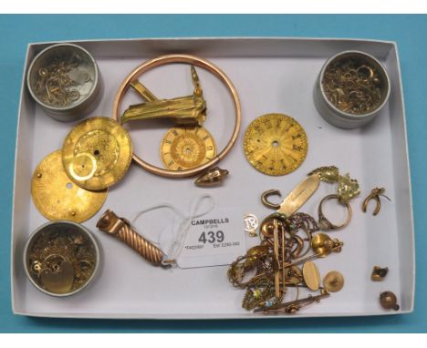 A 9ct. gold cigar cutter, 9ct. engine-turned gold bangle, damaged 18ct. gold pencil, 9.1 grams, other gold components, also t