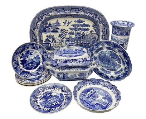 Spode Italian pattern large tureen and cover, together with matching dish, six Wedgwood plates, similar serving platter and v