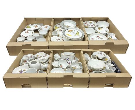 Extensive collection of Royal Worcester Evesham pattern tea and dinner service and other items, to include teapot, covered se