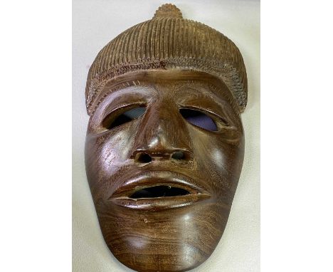 MIXED TREEN &amp; OTHER COLLECTABLES GROUP - to include an African type wall mask, 34cms L, carved Chinese hardwood bell hang