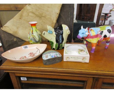 Collection of china to include Carltonware & Wedgwood