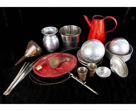 Tricks, Mixed box of vintage props and apparatus including Zombie balls Milk jug Vase Card holder, 