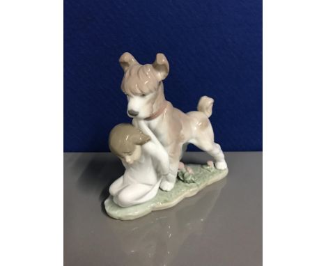 LLADRO 6556 Safe and sound (in original box)