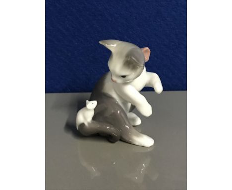 LLADRO 5236 cat and mouse (in original box)