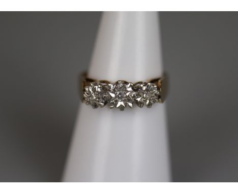 Gold three stone diamond ring - Size L 