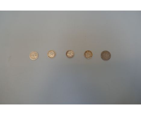 5 English coins George 3rd sixpence 1819, William 4th Grout 1836. Silver 1913-1935 3 pence 