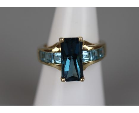 Gold blue topaz set ring - Size L 