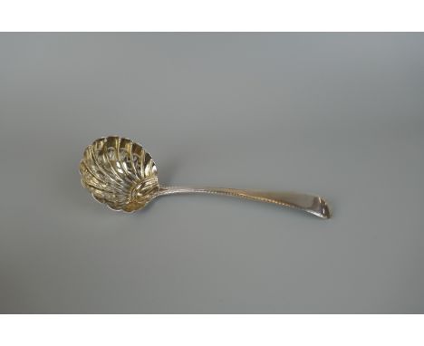 Hallmarked silver strainer - Approx 35g 