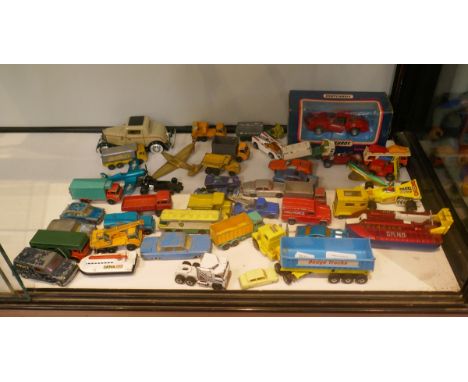 Collection of diecast toys to include Corgi and Matchbox etc 