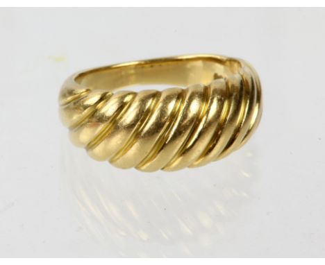 Gold ring with a diagonal design, in stamped 18ct yellow gold, ring size ICondition Report:  Gross weight 5.1 gramsSome surfa