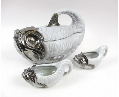 CERAMIC 'FISH' TUREEN, 17cm L; and a pair of matching sauce boats, (3).