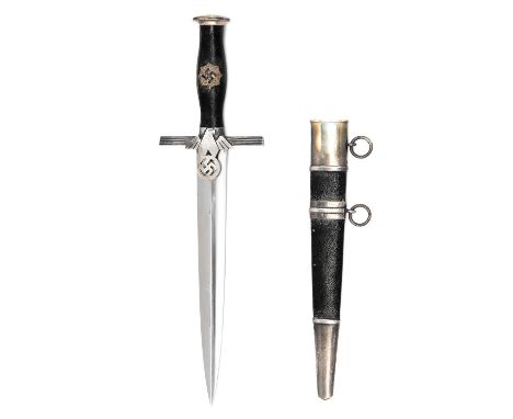 PAUL WEYERSBERG , SOLINGEN A WW2 RLB OFFICERS 2nd PATTERN DRESS DAGGER, a good example of the RLB Officers dagger, with secon