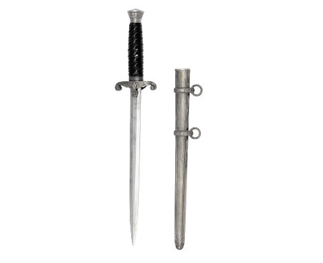 ANTON WINGEN JR., SOLINGEN A WW2 GERMAN ARMY DAGGER WITH BLACK COLOURED CELLULOID GRIP, this dagger has normal silver plated 