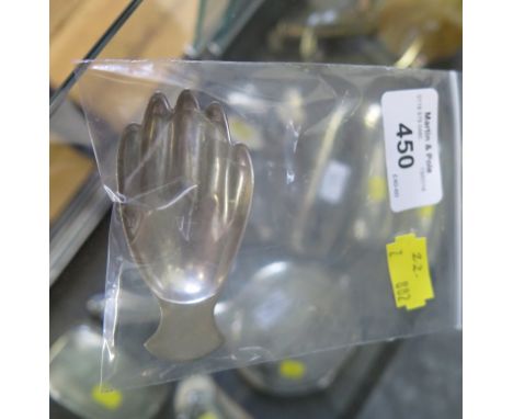 A silver caddy spoon in the form of a hand, Sheffield 1971