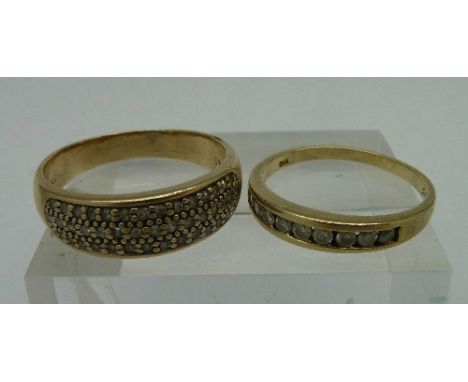 Two 9ct gold and diamond rings, weight 5.5g, sizes R and M