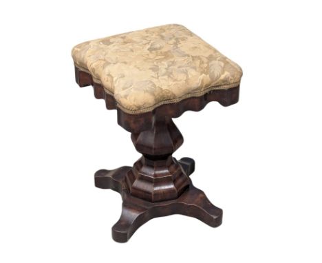 An American mahogany revolving piano stool. Early 19th Century. C.1830. William IV Period (5)