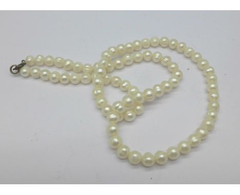 A freshwater pearl necklace