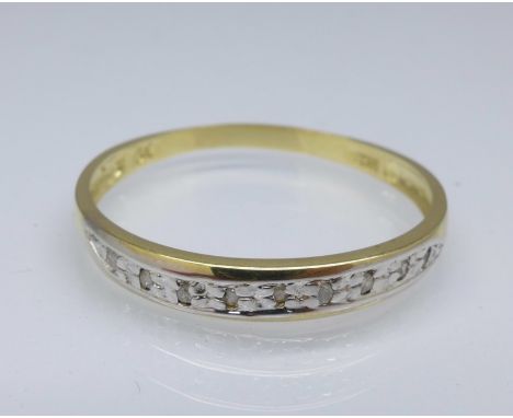 A 9ct gold and diamond ring, 0.7g, O