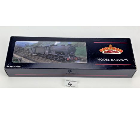 Boxed Bachmann Branch-Line engine 31-864 BR Black l/crest stepped tender weathered