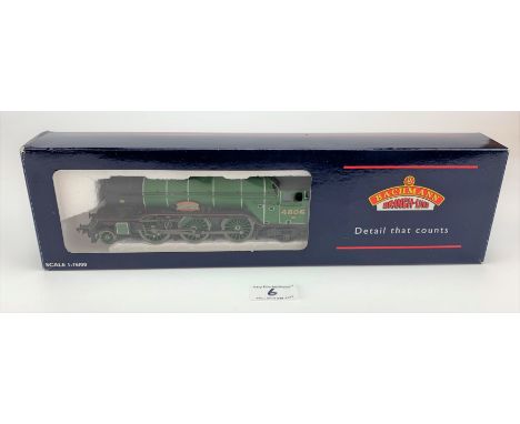 Boxed Bachmann Branch-Line engine 31-560 V2 4806 Green Howard LNER Darlington green stepped tender