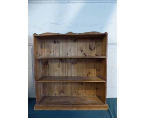 A Pine Three Shelf Open Book Case, 90cm Wide 