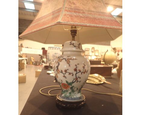 Large Oriental style ginger jar adapted table lamp, with shade