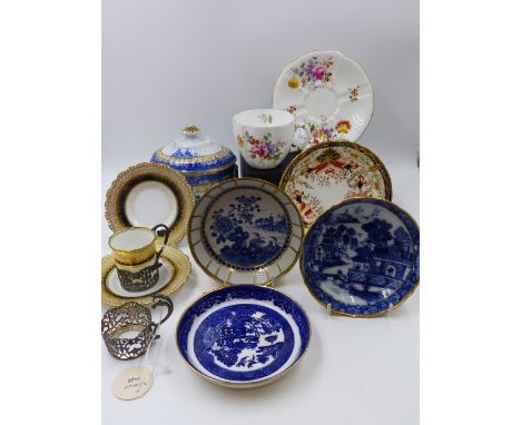 AN EARLY 19th.C. BLUE AND WHITE LIDDED SUCRIER AND OTHER CHINA.