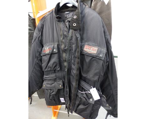 A WEISE MOTORCYCLE JACKET WITH ZIP IN LINER, SIZE M.