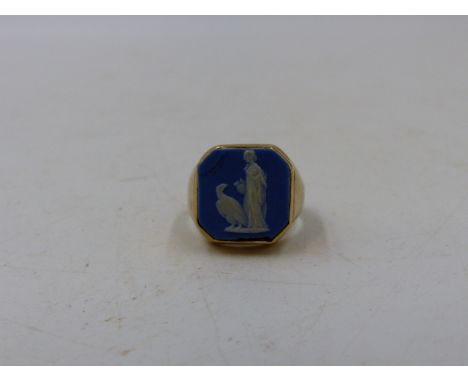 A PRECIOUS YELLOW METAL DOUBLE HEADED WEDGEWOOD BLUE AND WHITE JASPERWARE RING DEPICTING THE GODDESS HEBE AND THE EAGLE, AND 
