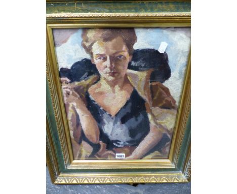 EARLY/MID 20th.C.ENGLISH SCHOOL.   PORTRAIT OF A LADY, WAIST LENGTH OIL ON CANVAS.   40.5 x 32cms.