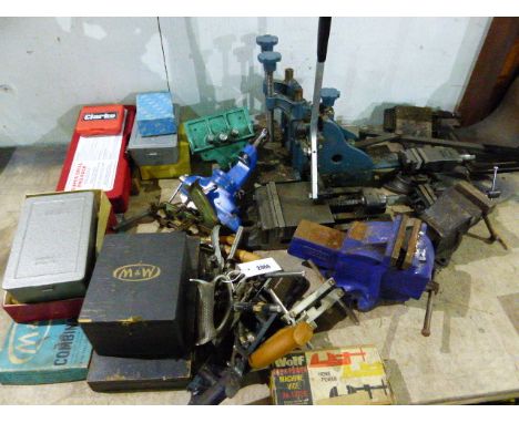 THREE MOORE & WRIGHT TOOLS, VARIOUS DRILL BITS, VICES AND OTHER TOOLS.  (QTY)