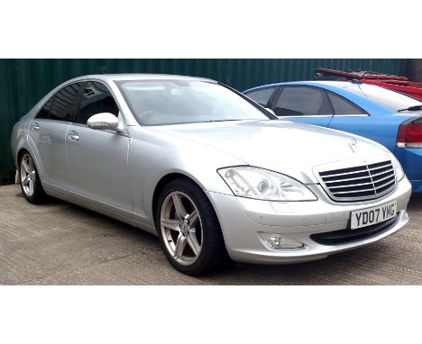 Silver Mercedes S320 CDI Automatic 2987cc diesel 231BHP with one key 150042 miles on the clock no paperwork present four prev