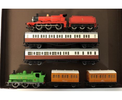 Hornby Thomas and Friends OO gauge James engine two coaches duck engine and two coaches all unboxed