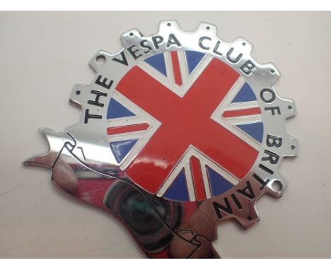 VESPA Club of Great Britain enamel badge H: 8 cm