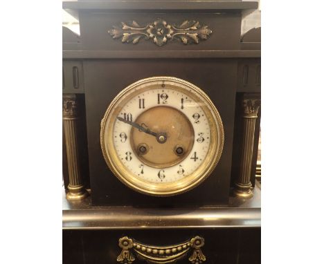 Marble and slate clock D: 30 cm