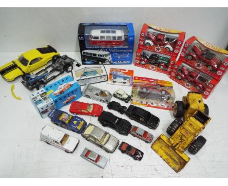 Corgi, Welly, Matchbox, Texaco / Shell, Lledo, Tonka and various playworn models. A Welly boxed VW Camper model kit. Quantity