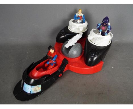Hasbro - Visionaries - A 1987 Visionaries Capture Chariot with 3 x figures including Ectar, Mortdred and Cayotek. All the ite